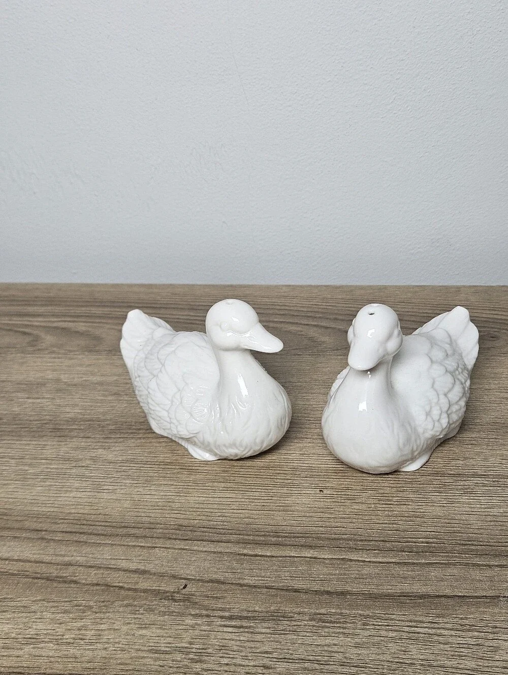 White Ceramic Duck Salt & Pepper Shakers Vintage Glossy Farmhouse Set of 2
